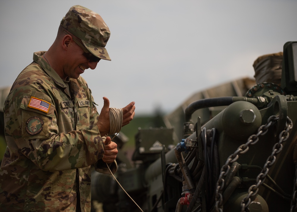 Michigan Army National Guard trains in sling load operations