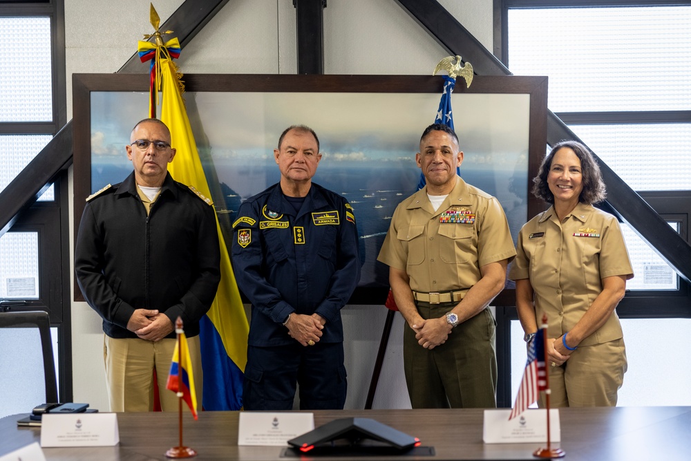 U.S. Marine Corps Forces, South deputy commander visits Colombian Naval Infantry leaders