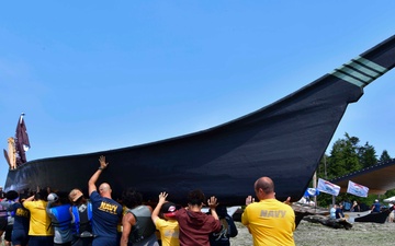 Sailors Assist in Port Gamble S'Klallam Tribe Canoe Landing