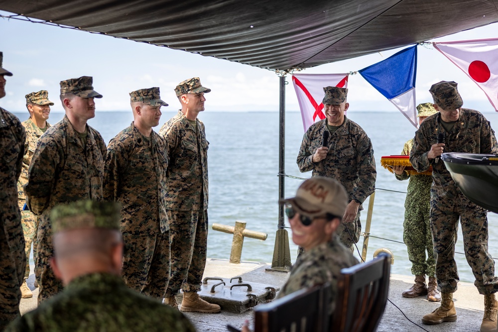 U.S. Marines with Littoral Craft Company Charlie complete the Colombian Fluvial Operations Course