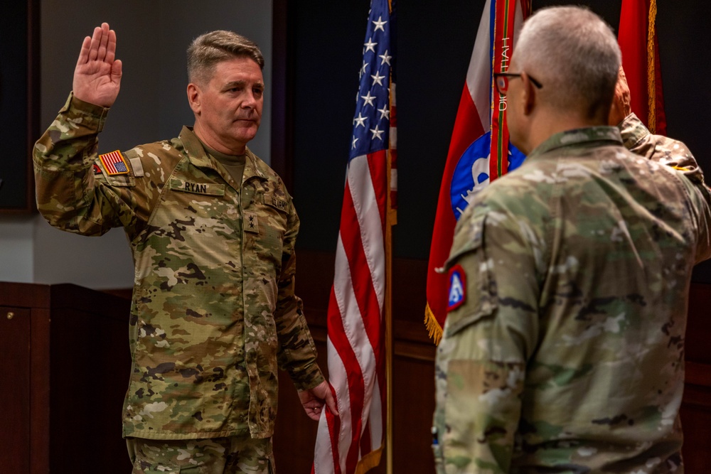 Army South commander promoted