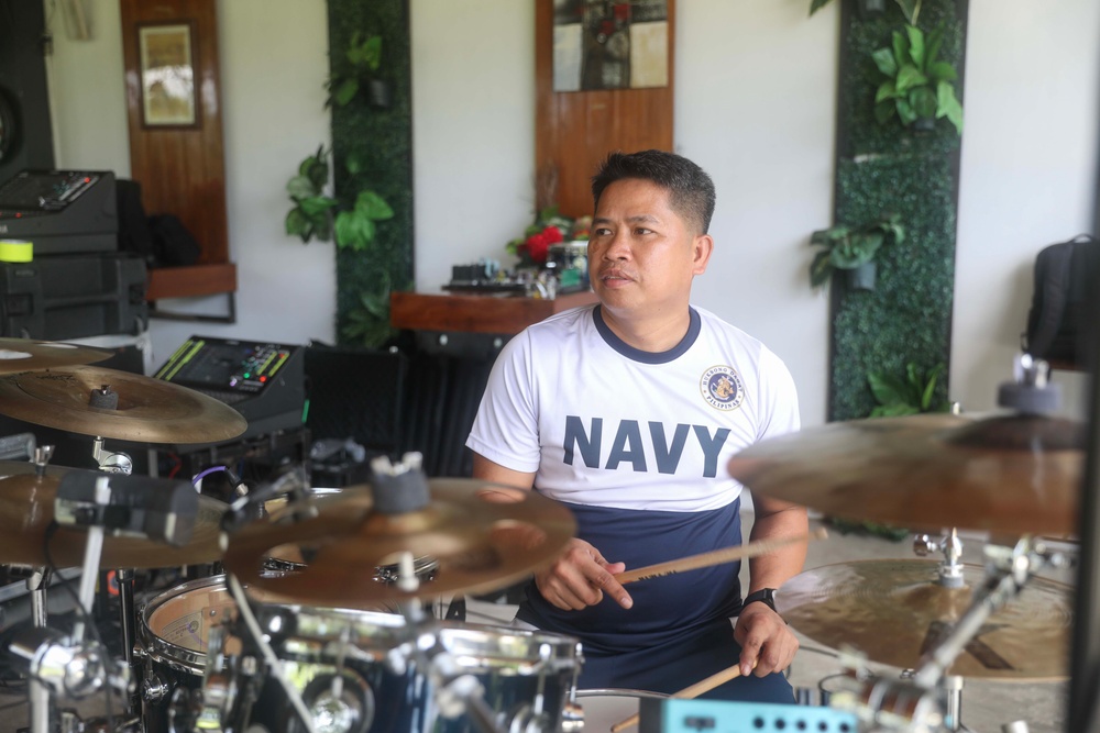 Philippine Navy Seabees Band Integrates with the Pacific Partnership Band