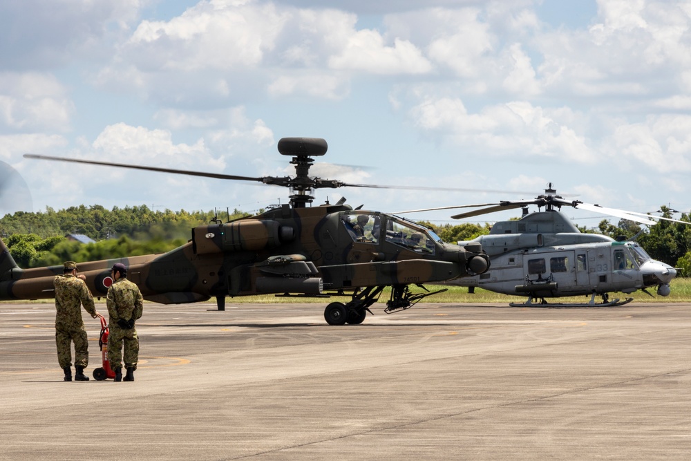 RD24 | HMLA-367, JGSDF conduct bilateral flight operations at Camp Metabaru