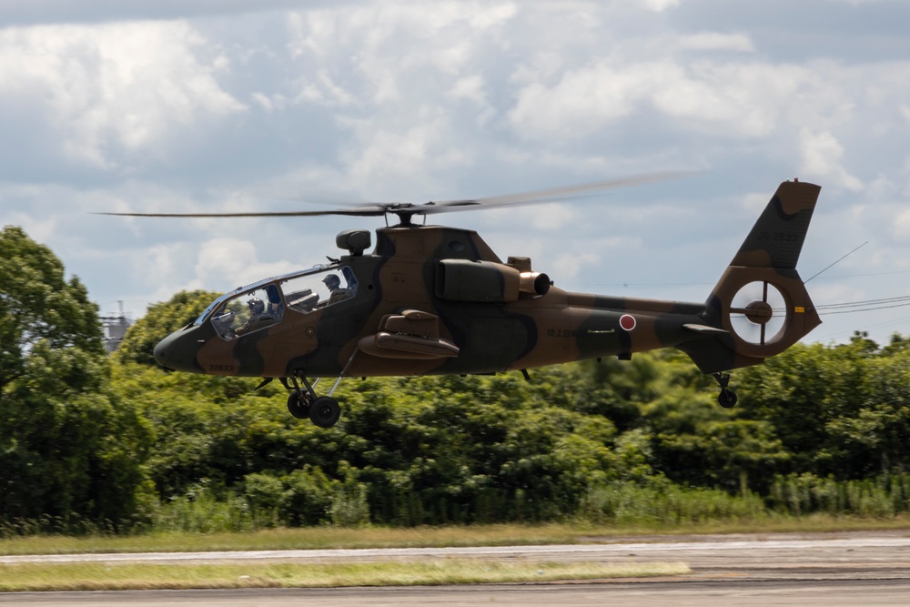 RD24 | HMLA-367, JGSDF conduct bilateral flight operations at Camp Metabaru