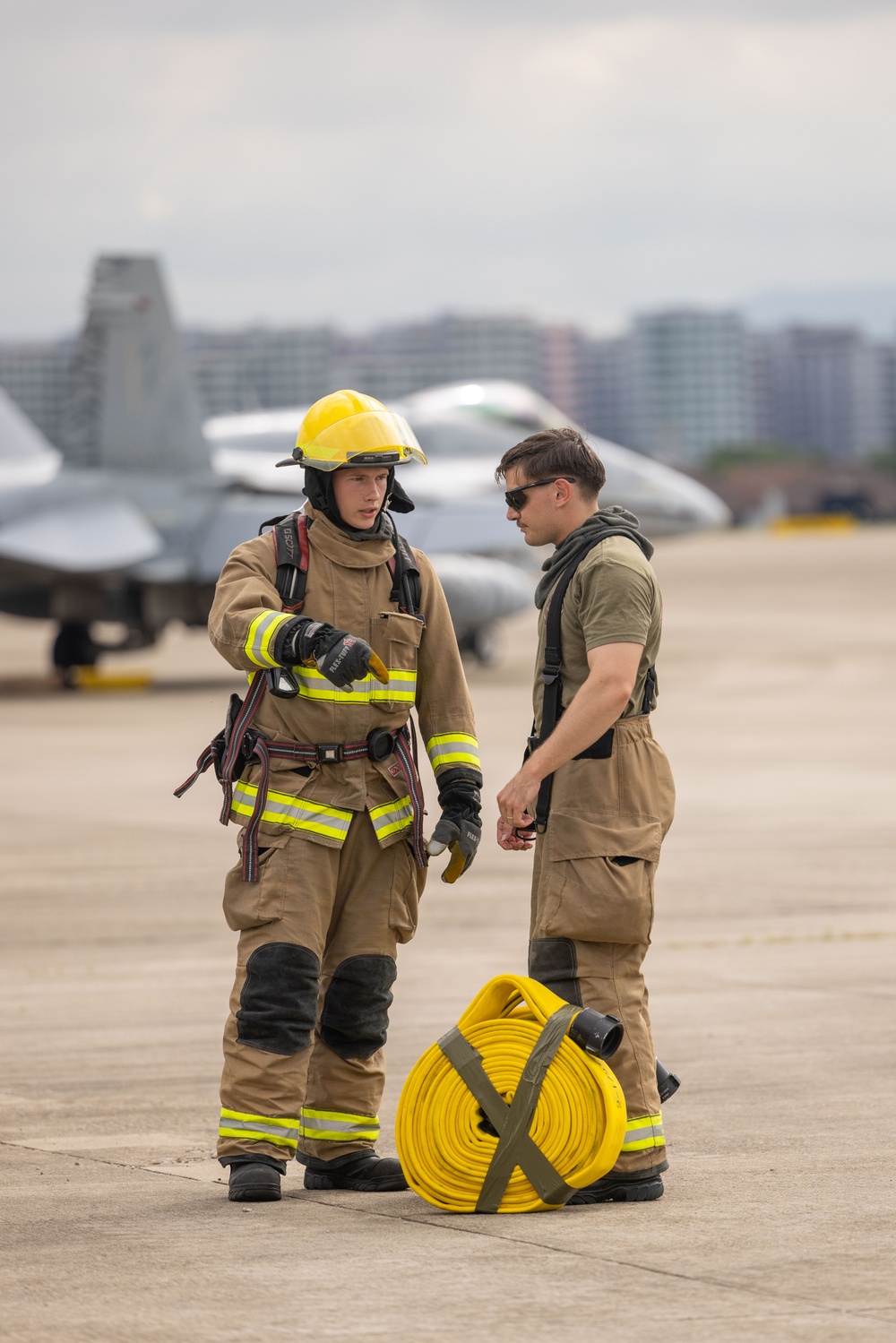 U.S. Marines with MWSS-171 and MCAS Iwakuni H&amp;HS Participate in an Aircraft Rescue and Firefighting Themed Workout at Suwon AB