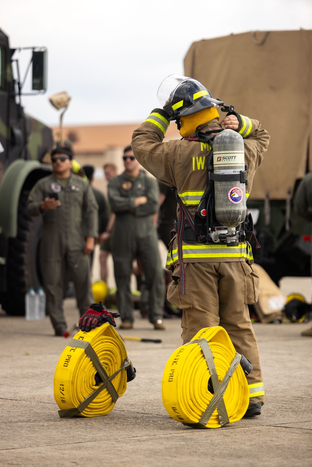 U.S. Marines with MWSS-171 and MCAS Iwakuni H&amp;HS Participate in an Aircraft Rescue and Firefighting Themed Workout at Suwon AB