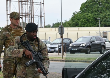 Day in the Life: 100th ARW command team joins the 100th SFS for a gate-runner exercise