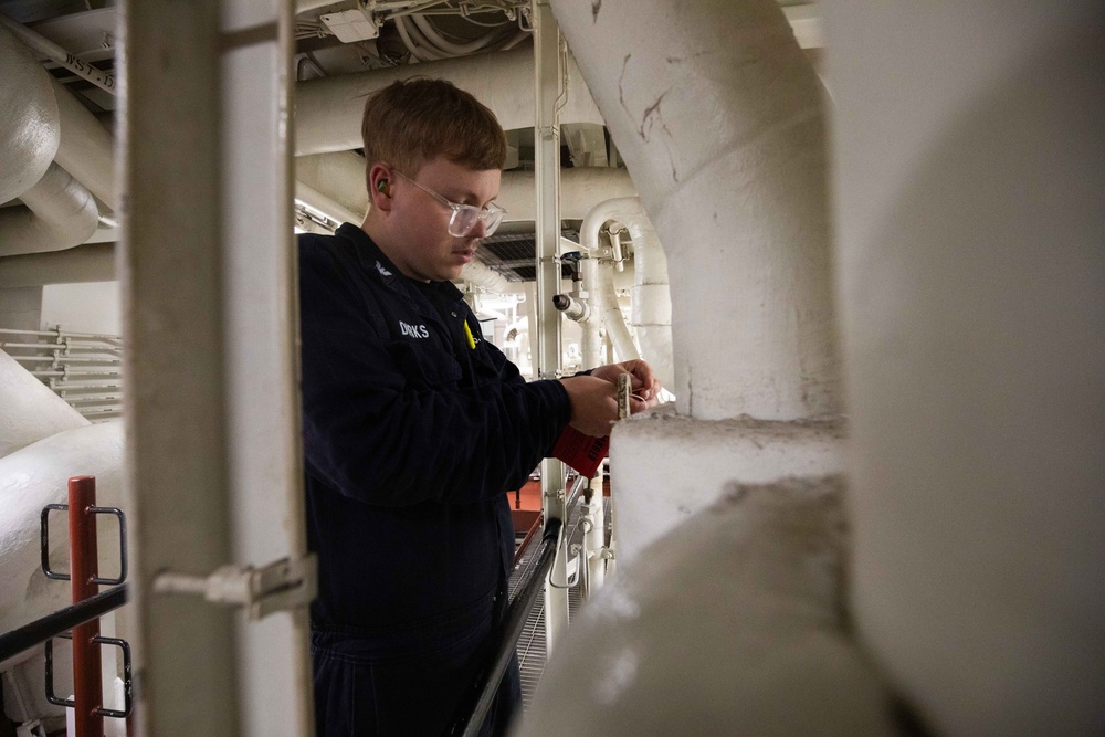 USS Stockdale conducts routine operations