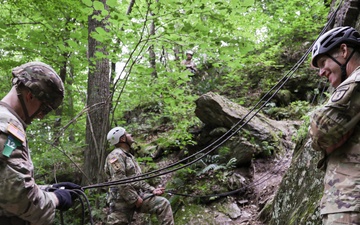 NBWC2024 competitors practice mountain skills