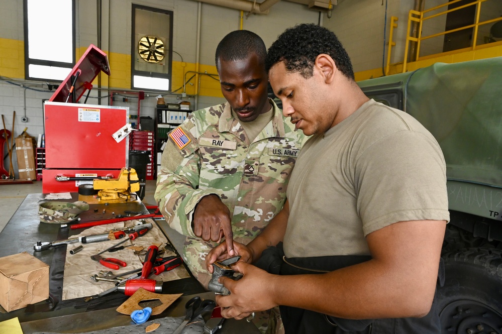 D.C. National Guard generator mechanic serves as a connector for both mission and people