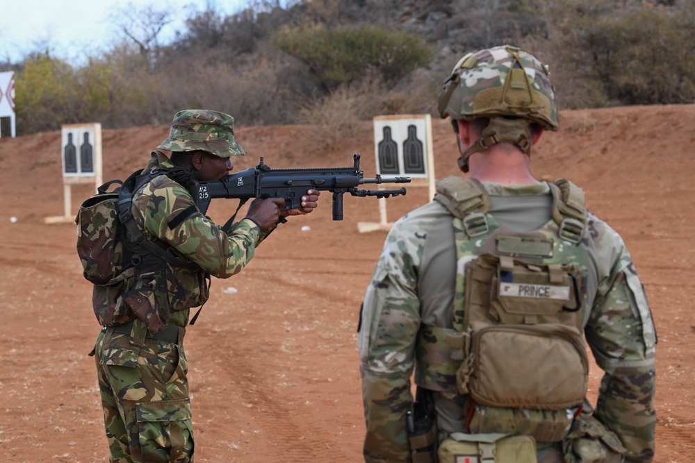 North Carolina National Guard, Botswana Defence Force conduct range drills