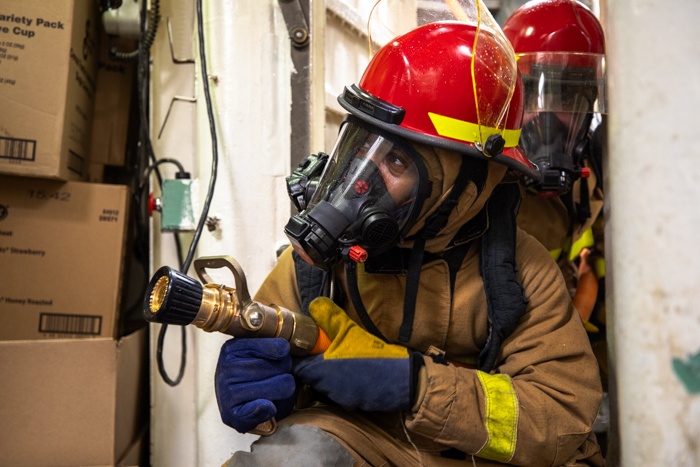 USS Stout conducts firefighting drills