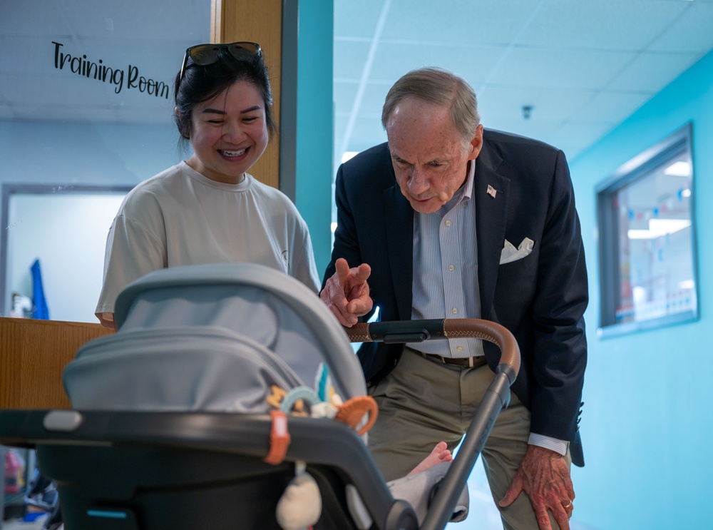 Senator Carper visits the smallest members of Team Dover