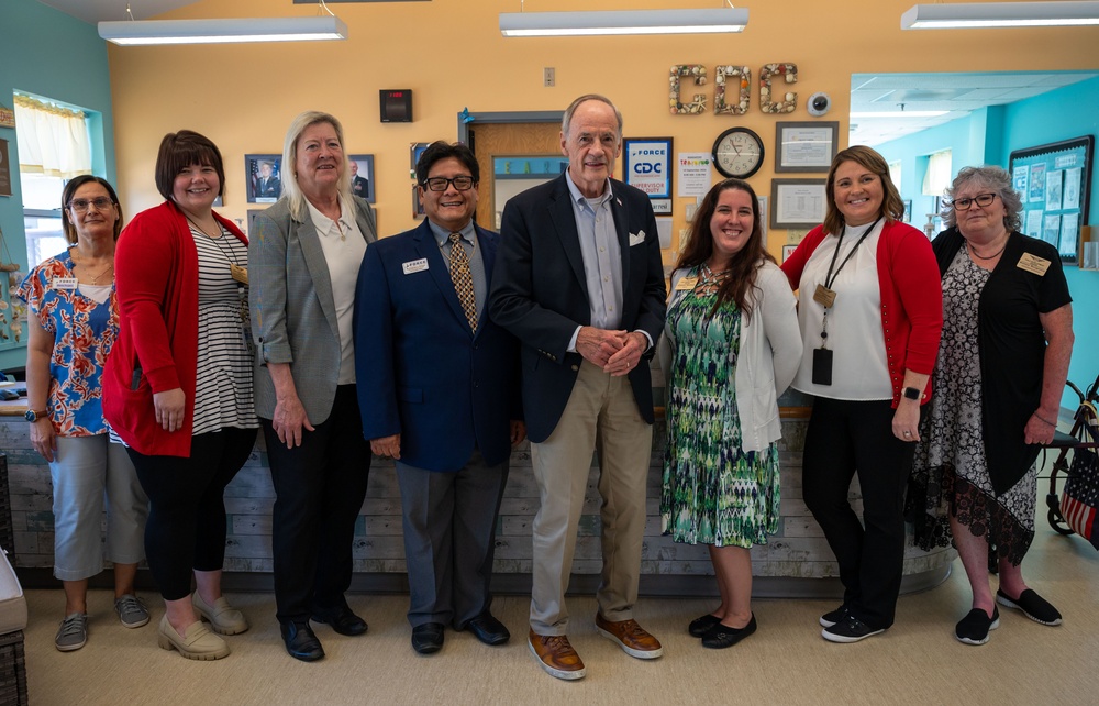 Senator Carper visits the smallest members of Team Dover