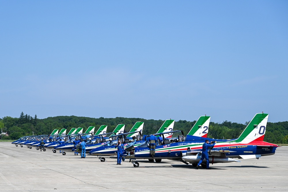 Frecce Tricolori arrive at Stewart Air National Guard Base