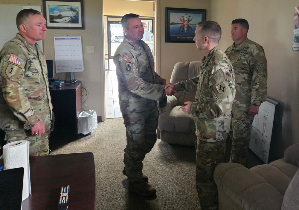 FLARNG Leaders Greet Soldiers Conducting Hurricane Debby Damage Assessments