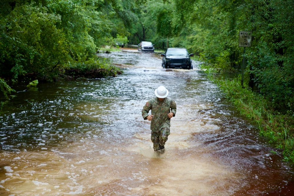868th Engineer Company Conducts High-Water Rescue in Live Oak