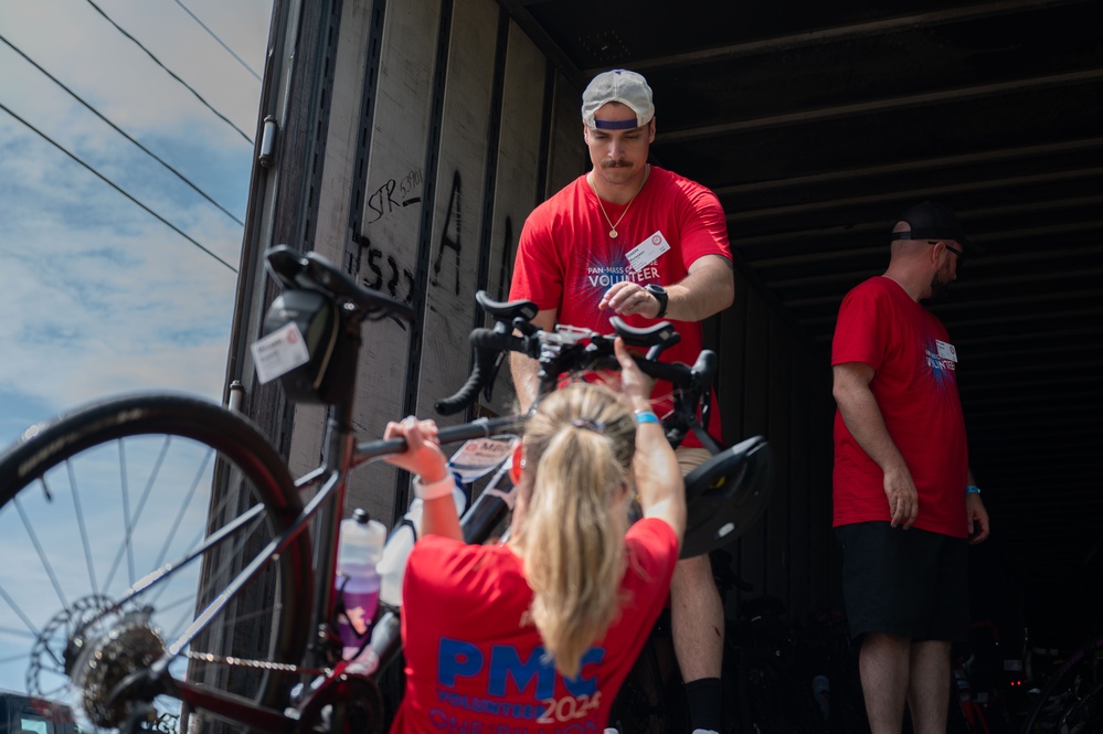 102nd Intelligence Wing members volunteer for 2024 Pan-Mass Challenge