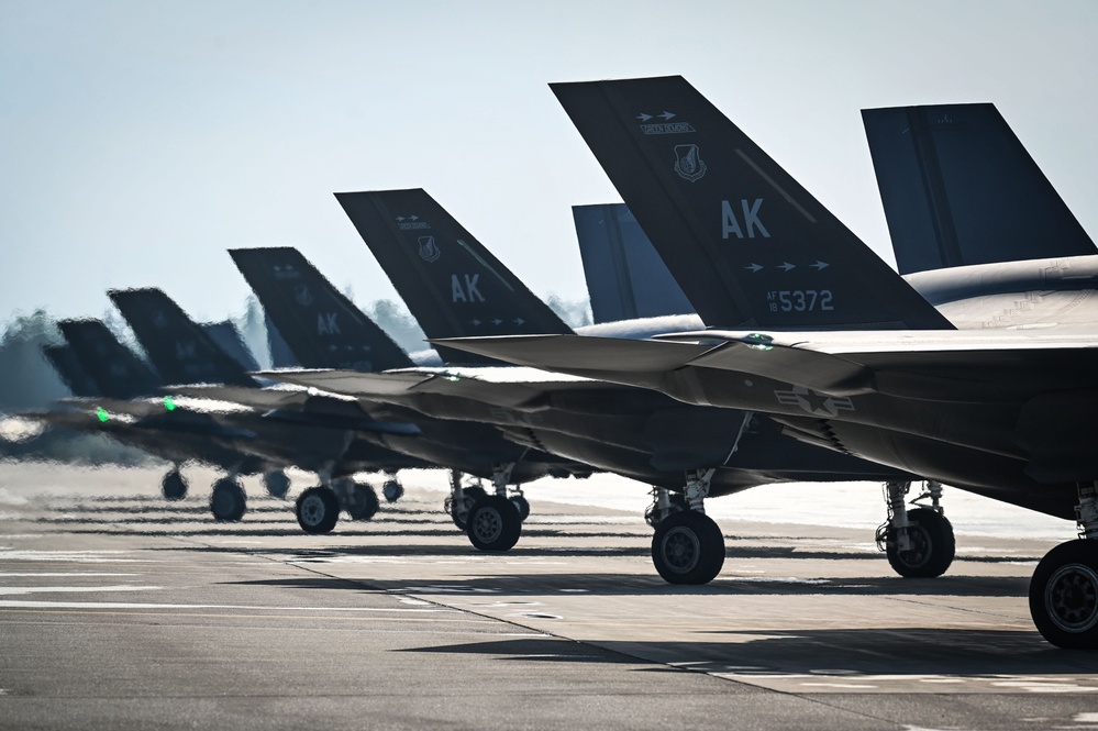 58th FS B-Course students complete capstone in Alaska