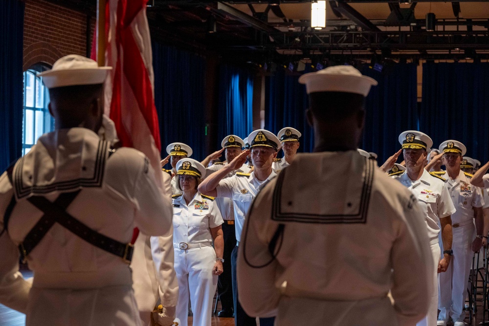 CNO Hosts Chief of the Royal Norwegian Navy
