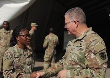 Lt. General Mark T. Simerly visits the 1st Air Cavalry Brigade