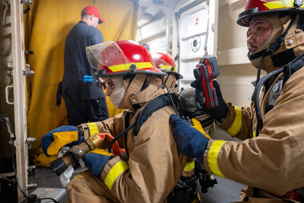 USS Somerset conducts General Quarters drill