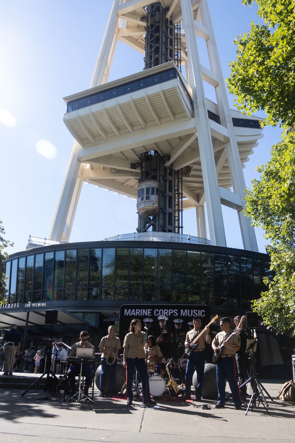 1st MARDIV Band performs at Space Needle during Seafair