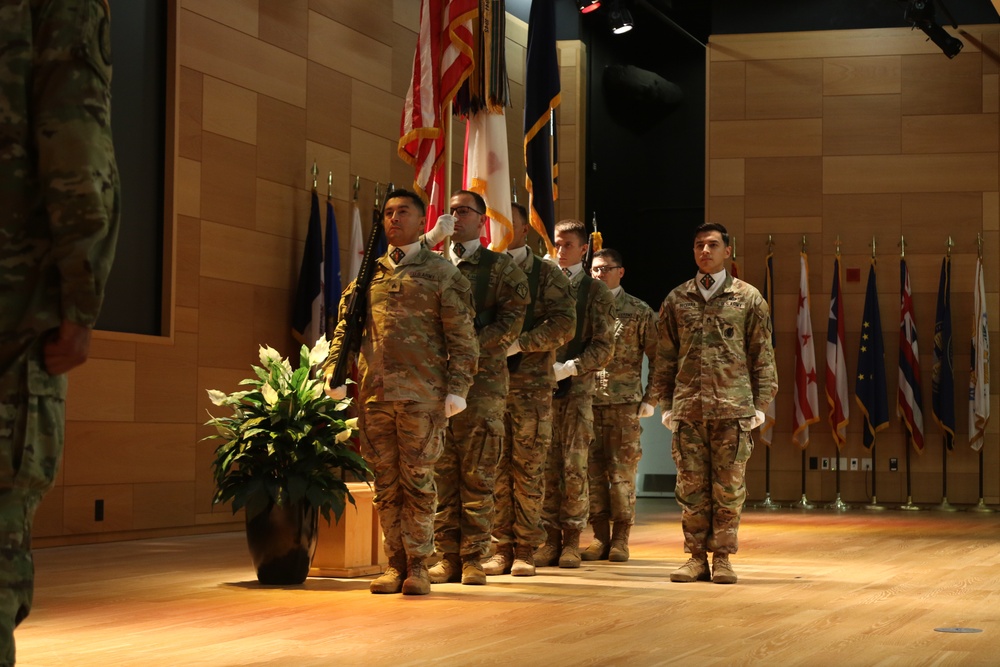 20th CBRNE Command welcomes new commanding general at change of command