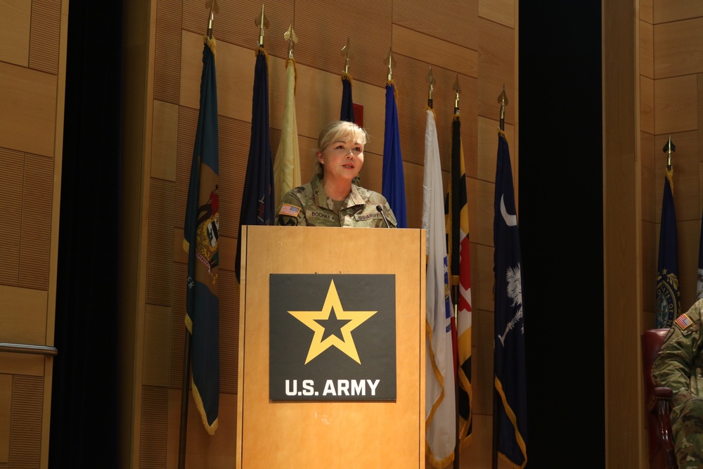 20th CBRNE Command welcomes new commanding general at change of command