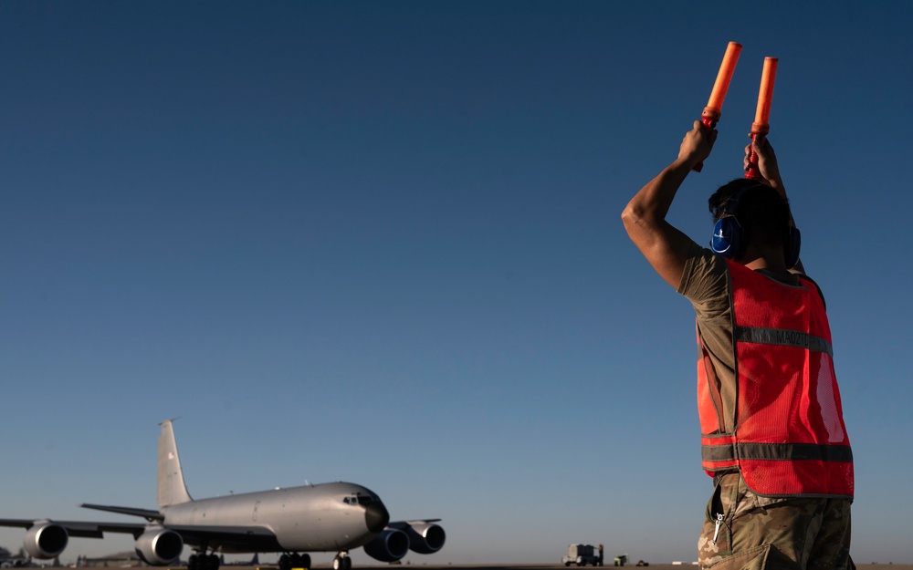 MacDill and Fairchild maintenance crews launch KC-135s during Bamboo Eagle 24-3