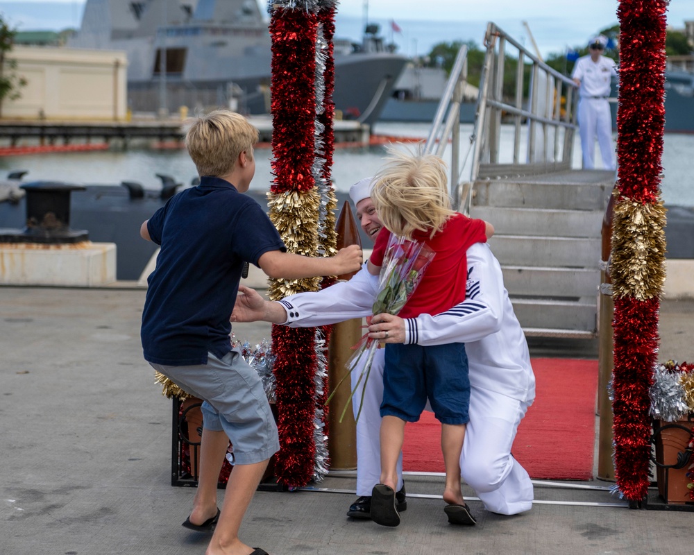 USS Charlotte (SSN 766) Return to Homeport