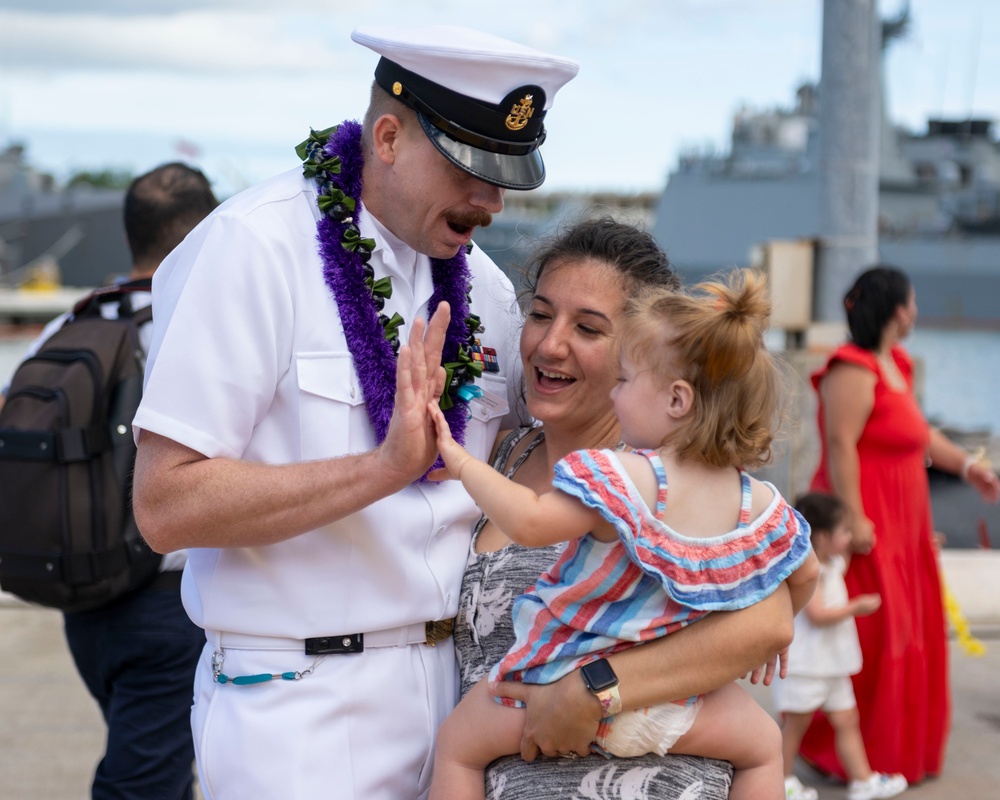 USS Charlotte (SSN 766) Return to Homeport