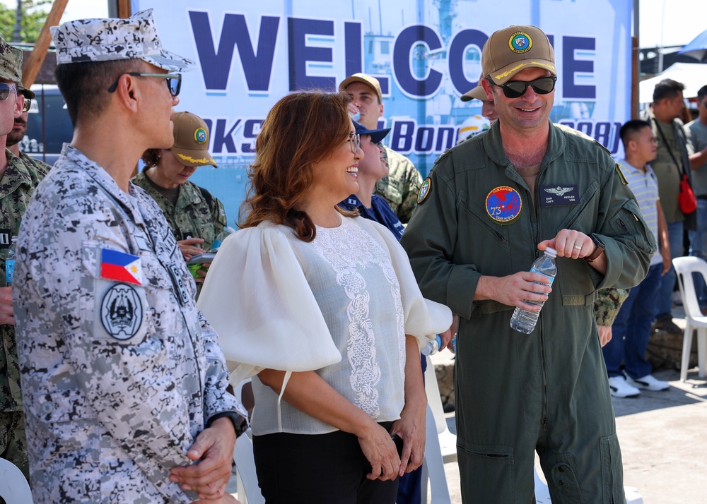 Republic of Korea Ship Il Chul Bong (LST 688) Arrives at Tabaco, Philippines in support of Pacific Partnership 2024-2