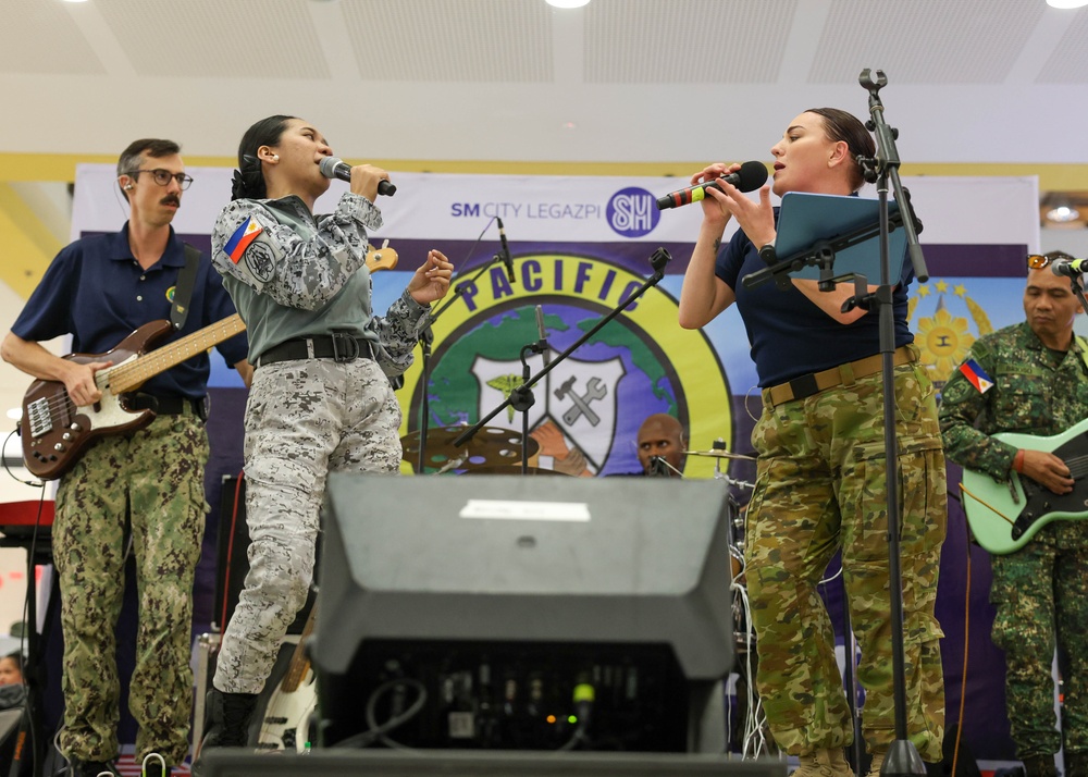 Pacific Partnership 2024-2 Band Performs at SM Mall in Legazpi, Philippines