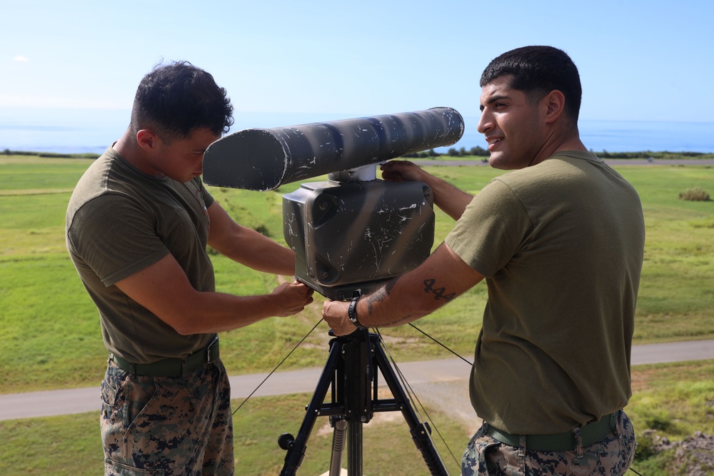 Marines with 3D Intel. Bn. Conduct Maritime Surveillance