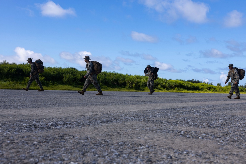 Marines with 3D Intel. Bn. Conduct Maritime Surveillance