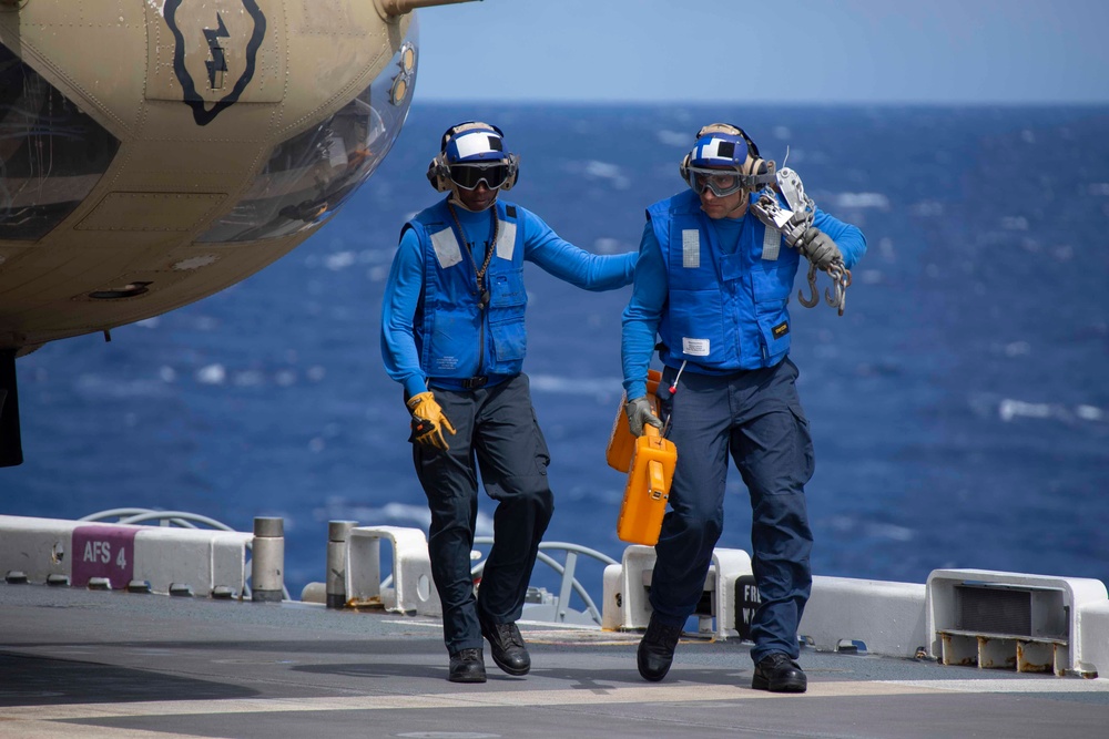 CH-47 Lands on USS Tripoli Flight Deck