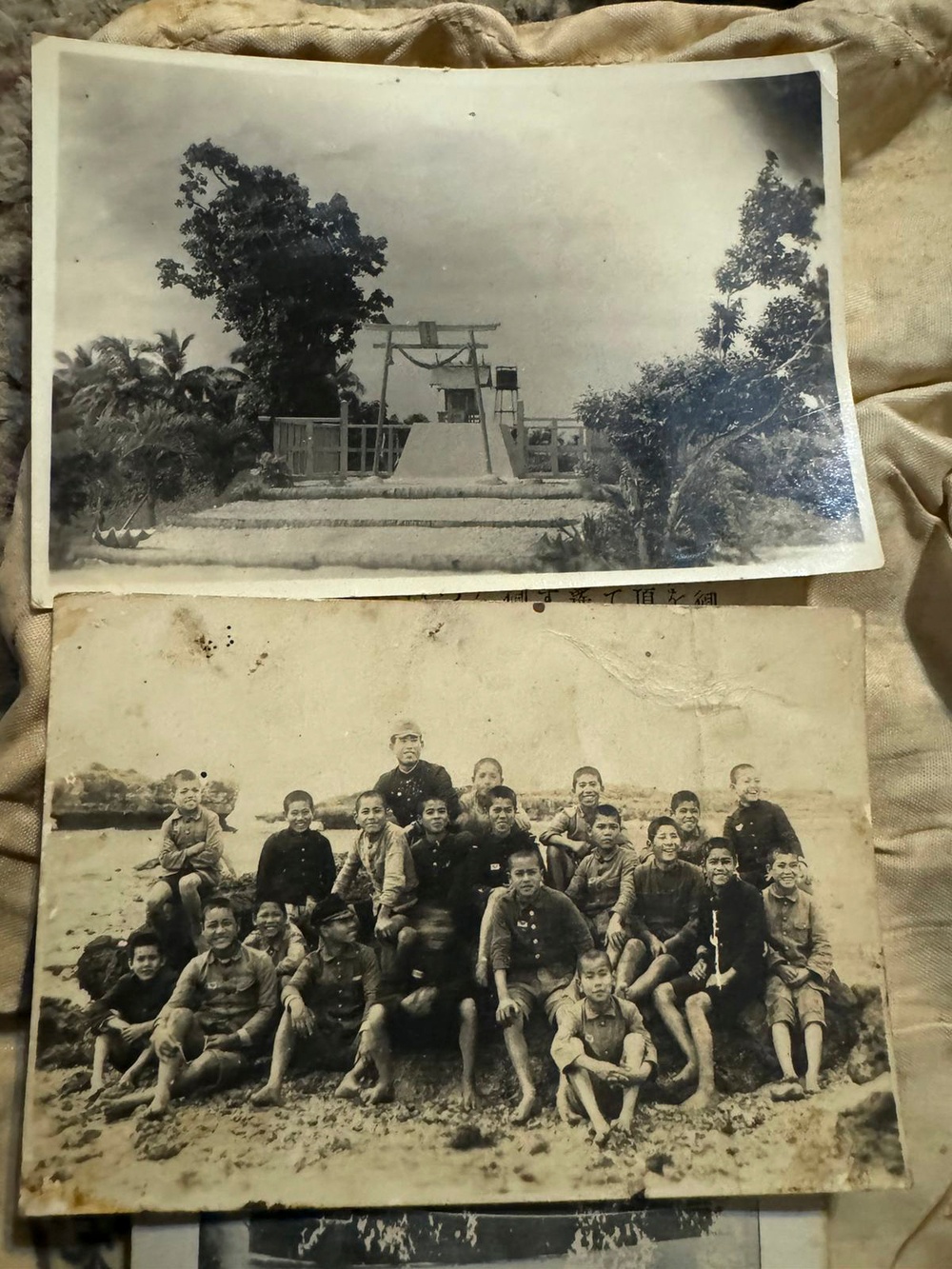 US Airman Returns World War II Artifacts Back to the Japanese people.