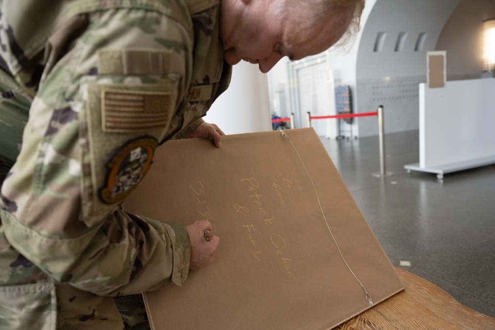 US Airman Returns World War II Artifacts Back to the Japanese people.