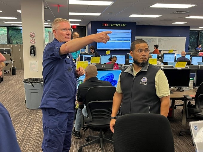 Coast Guard District 7 Commander visits Federal Emergency Management Agency Region Four in Atlanta