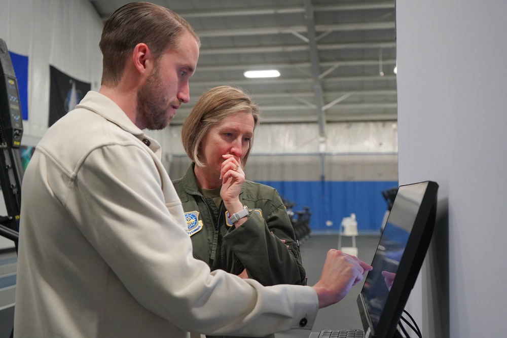 89th Airlift Wing command leadership attend the Lumina MindGym demo day