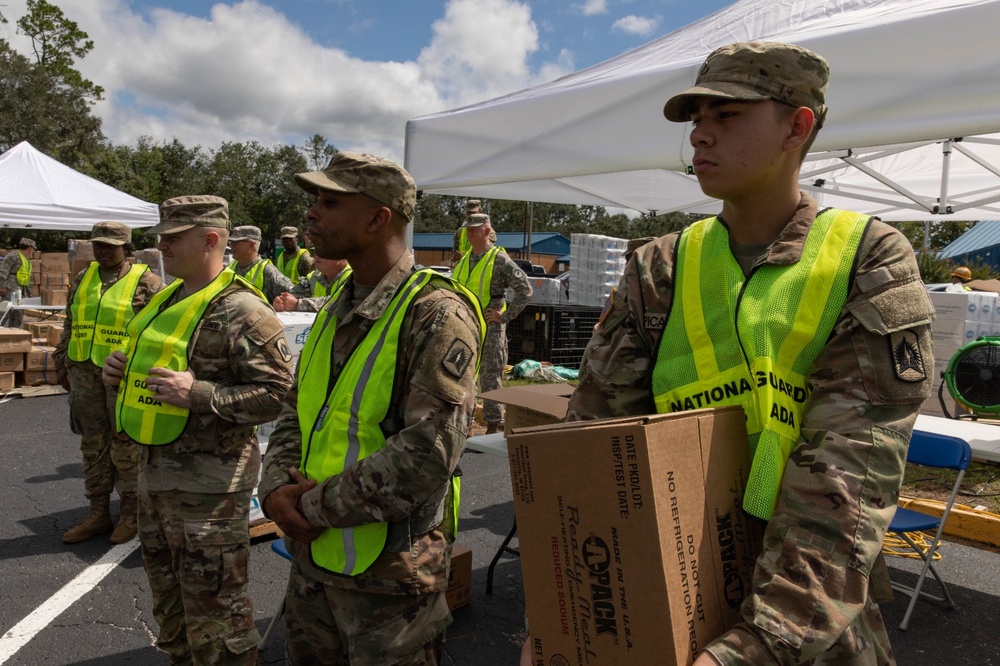 1-265th ADA Operates Distribution Point in Perry for Hurricane Debby Relief