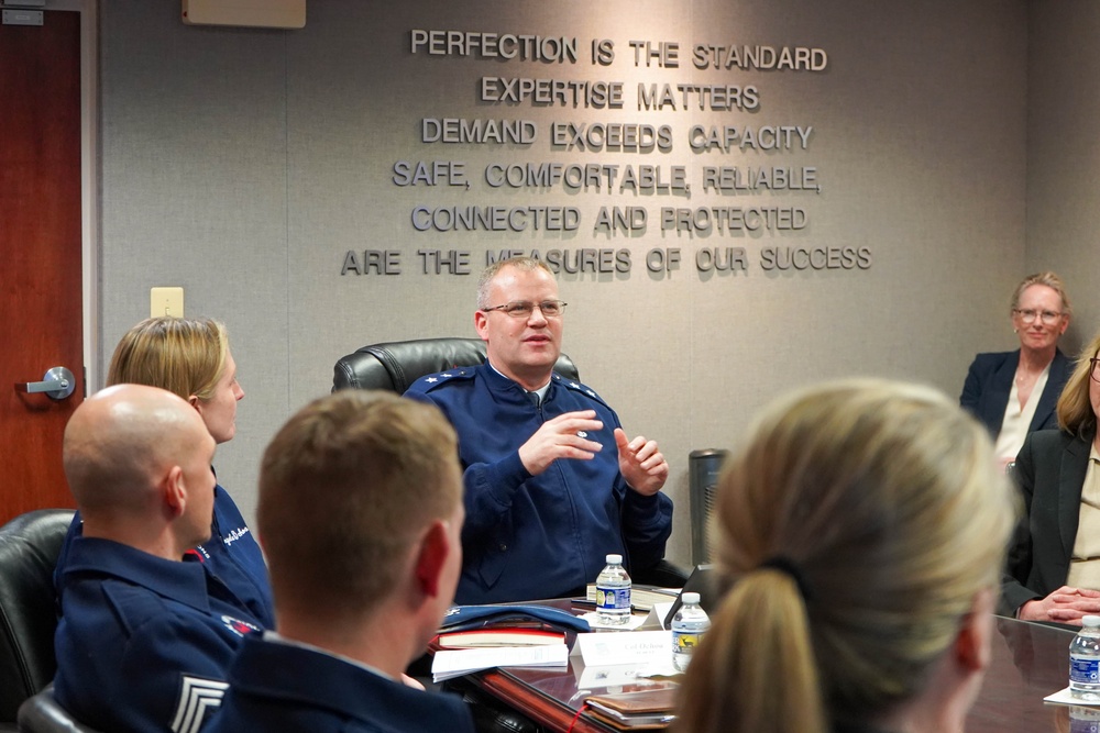 Air Force District of Washington command team visits the 89th Airlift Wing