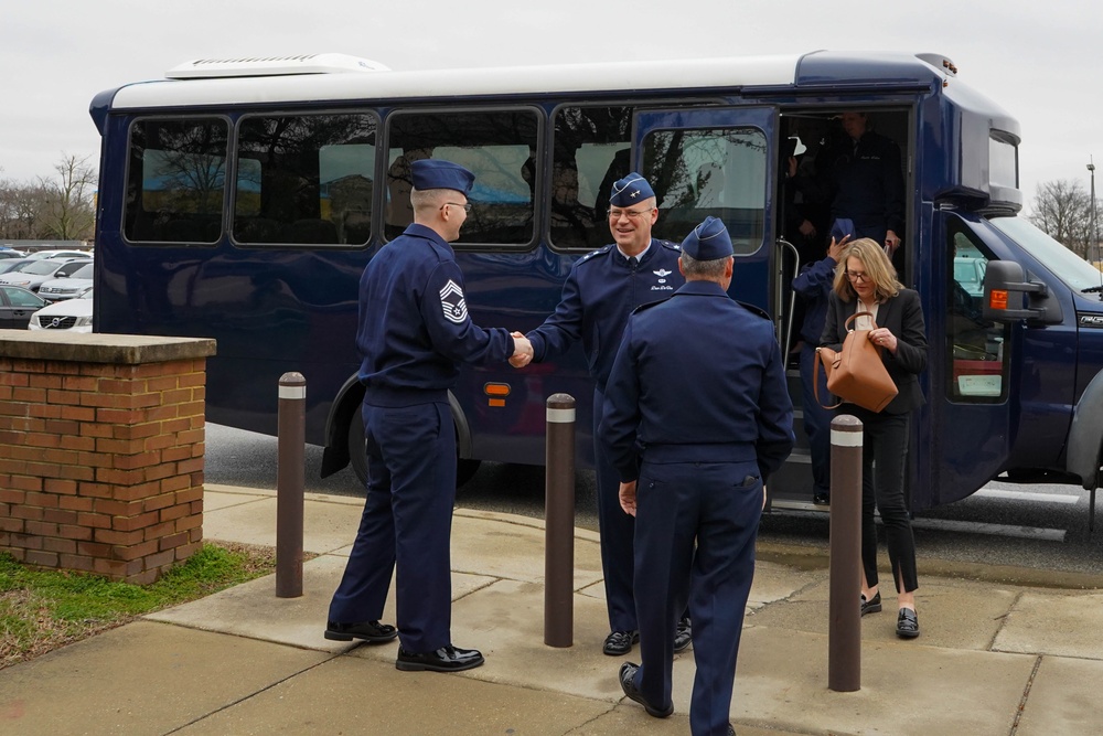 Air Force District of Washington command team visits the 89th Airlift Wing