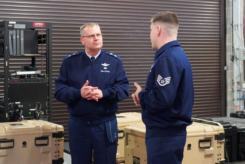 Air Force District of Washington command team visits the 89th Airlift Wing