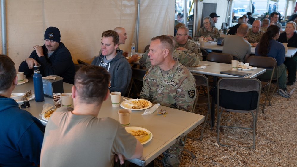 From Breakfast to Buckets: TAG Gronewold Tours Oregon Guard's Wildfire Operations