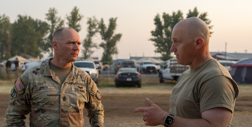 From Breakfast to Buckets: TAG Gronewold Tours Oregon Guard's Wildfire Operations