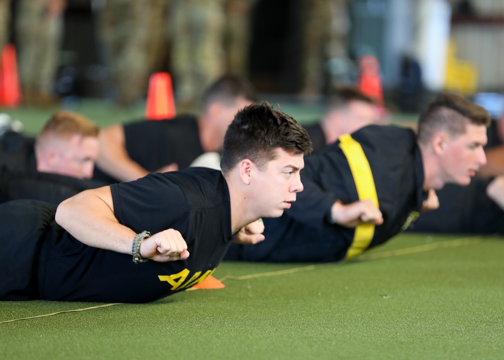 Tennessee Army National Guard Soldier conducts ACFT during NBWC2024