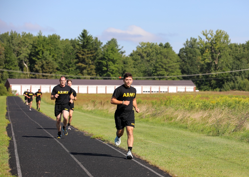 Tennessee Army National Guard Soldier conducts ACFT at NBWC2024