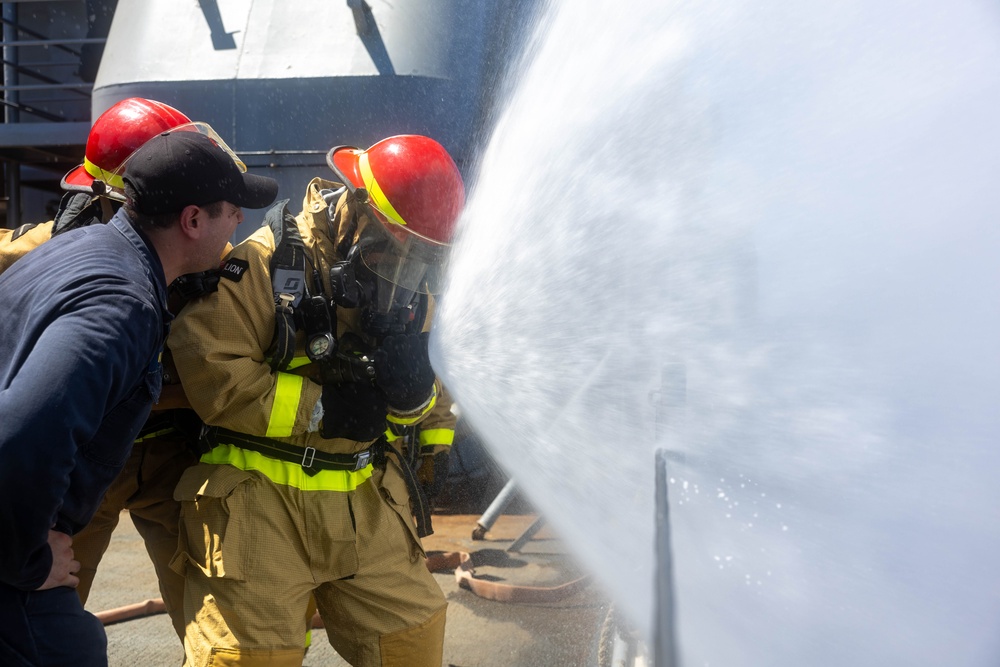 USS Oak Hill Conducts Flying Squad Tryouts